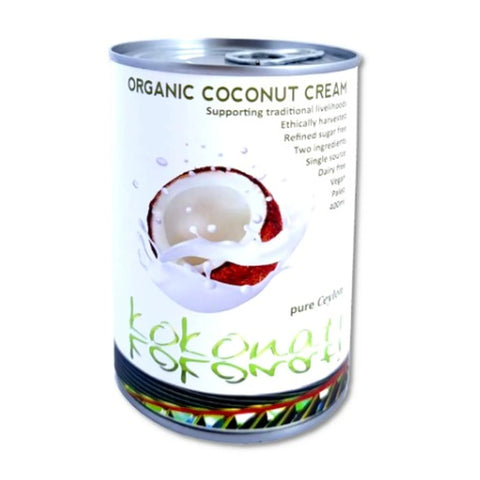 Can of organic coconut cream with a coconut illustration on the label.